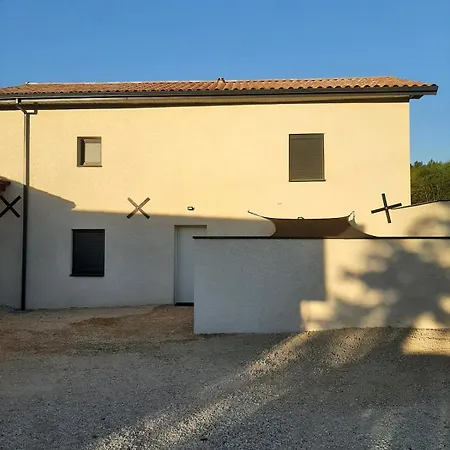 Hébergement de vacances Maison Neuve Climatisé Au Calme Dans La Drome